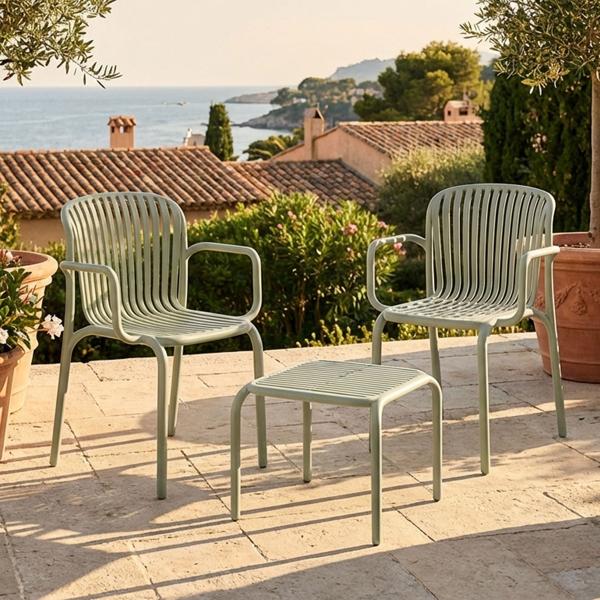 Garden furniture set, beige: 2 comfortable chairs & a sturdy side table – modern balcony set, weatherproof, lightweight & ergonomic for outdoor use