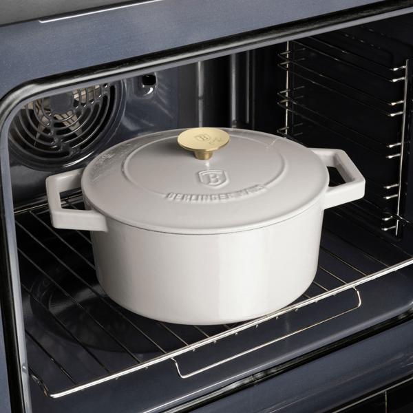 Cast iron casserole Ø24 cm 4.35 L, cream: Elegant casserole dish, induction-compatible & oven-safe – roaster for braising, baking & serving