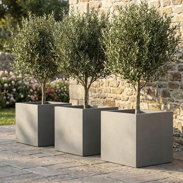 Set di 3 vasi per fiori quadrati da 58 cm in grigio cemento, cassetta per piante da 91 L in plastica per interno & esterno, resistente al gelo e ai raggi UV, leggera