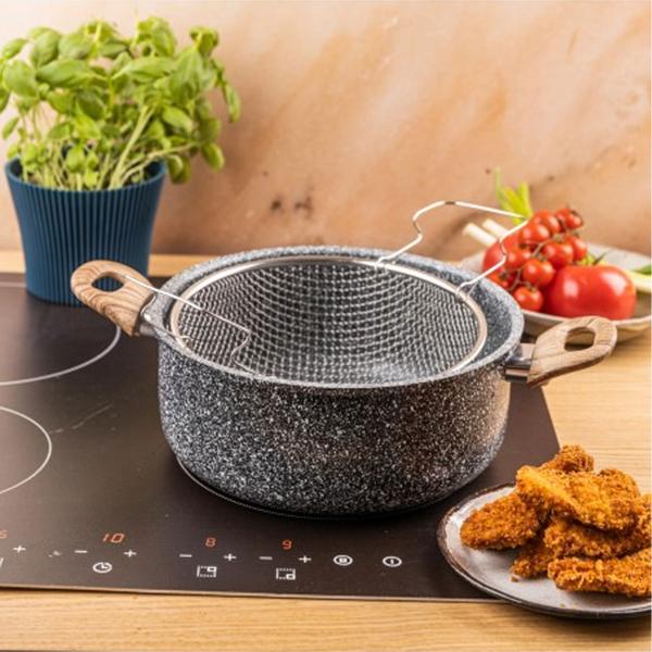 Versatile 24 cm 4L roasting pot with basket & glass lid for all hob types, ideal as deep fryer & cooking pot, frying pot, non-stick in black marble