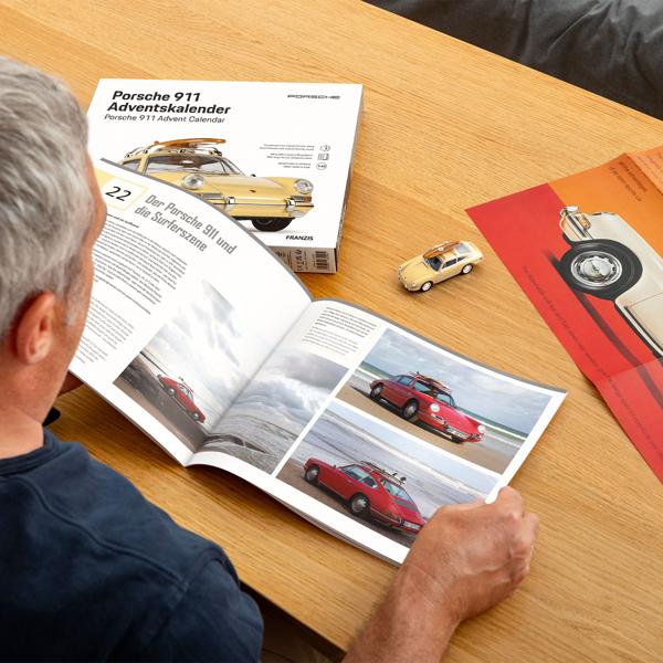 Calendrier de l’Avent Porsche 911 en kit voiture miniature 1:43 avec son : cadeau rétro de collection haut de gamme pour adultes et enfants dès 14 ans