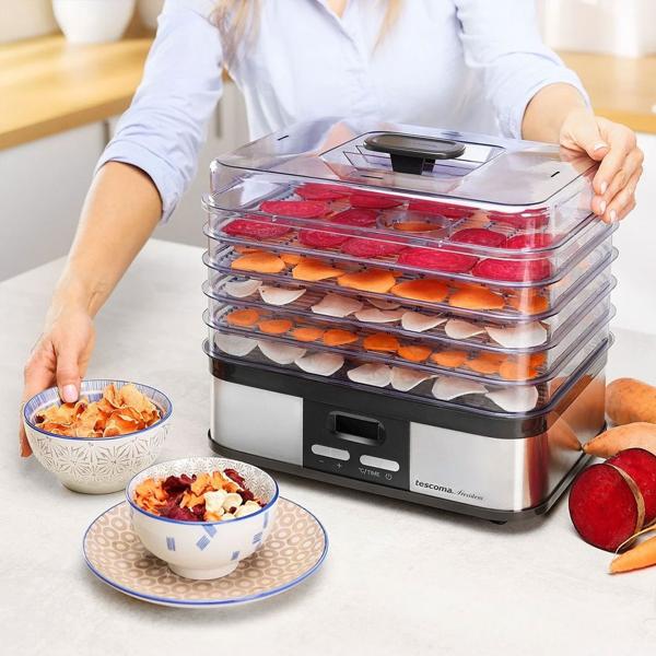 Professional food dehydrator with 5 levels & 3,500 cm² drying surface, quiet dehydrator 40–70 °C, dehydrator with 1–48 h timer for fruit & beef jerky, incl. recipes