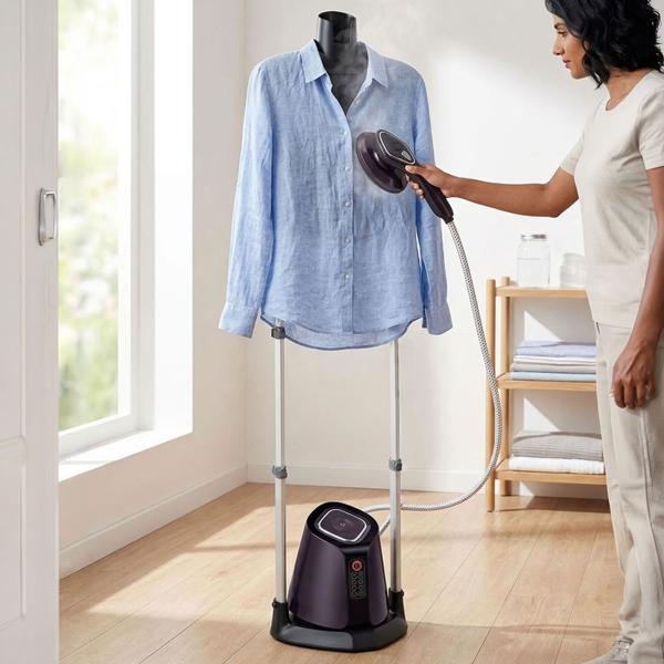 Défroisseur vapeur avec station de repassage flexible 2500 W, table à repasser rotative, mât télescopique, réservoir d’eau 1,2 L, semelle céramique, 7 niveaux de température, 3 niveaux de vapeur