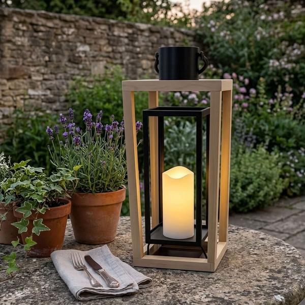 Lanterna in legno di paulownia & metallo con candela LED e timer, 38 cm, design aperto naturale/nero, lanterna decorativa senza fiamma con manico