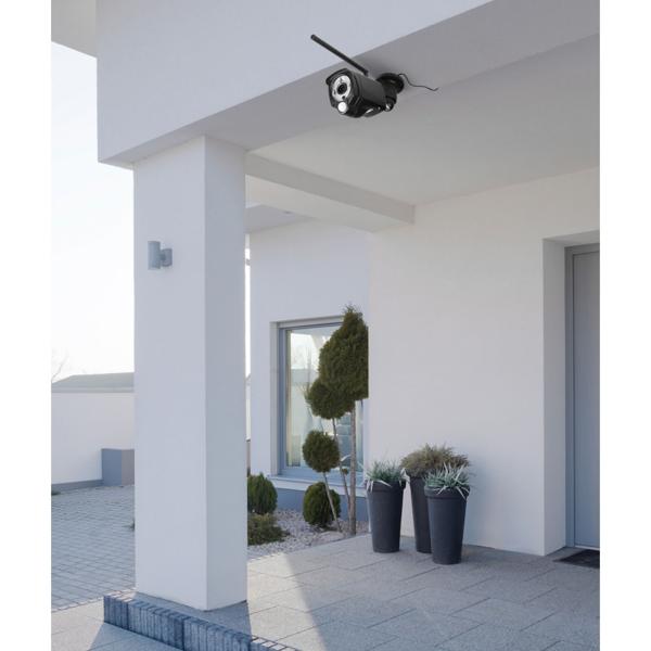 Full HD wireless surveillance camera set: 4 weatherproof IP cameras, 7“ touchscreen & app live view. Reliable surveillance for your home