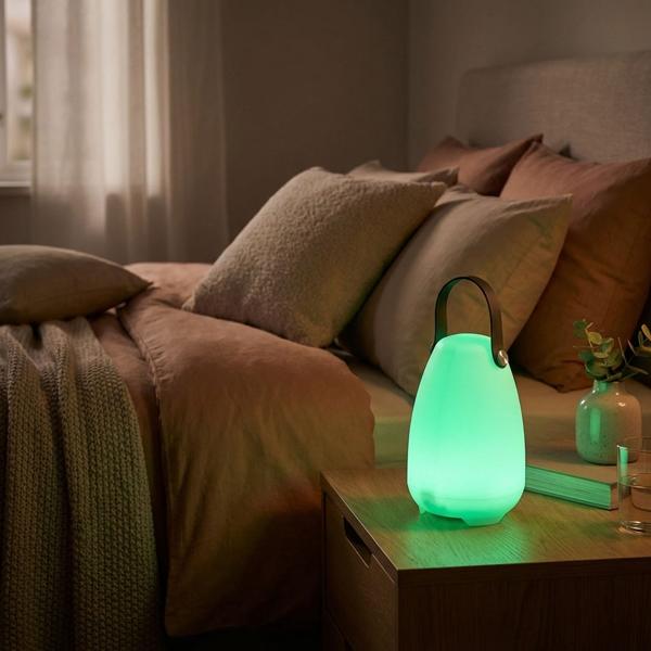 Ambient wonder: rechargeable table lantern with 16 RGB colors & white, 20cm - 4 modes, remote control, IP44 - For atmospheric lighting