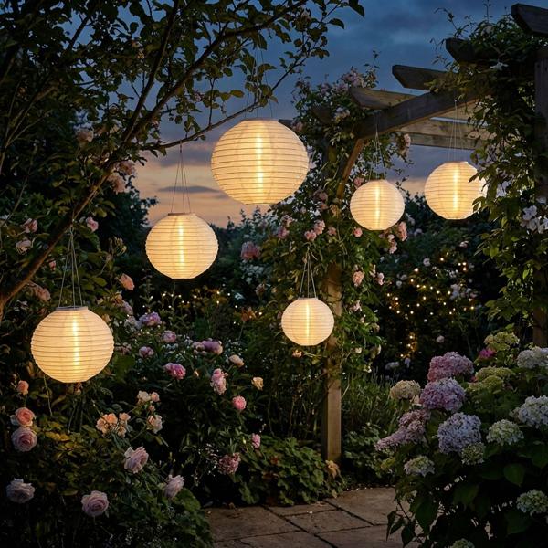 6er-Set Solar LED Lampion mit Dämmerungssensor, weiss, Ø 28 cm: Automatische Gartenleuchte, dekorativ & einfach aufzuhängen