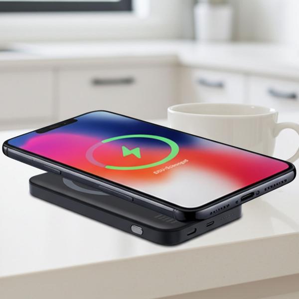 MagSafe Powerbank 5000 mAh, 15W Qi - Hochwertige kompakte Wireless Power Bank – Schnelles Laden Quick Charge für iPhone & Android – Mobiler Power-Boost