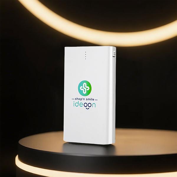 Compact USB-C 4,000 mAh power bank: ultra-fast & reliable - your mobile battery boost on the go