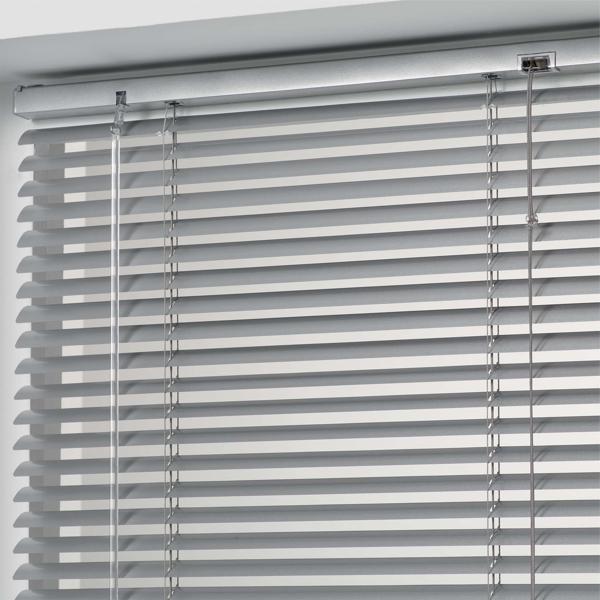 Blind aluminum, with cord pull and reversible rod, silver, 90 x 180 cm