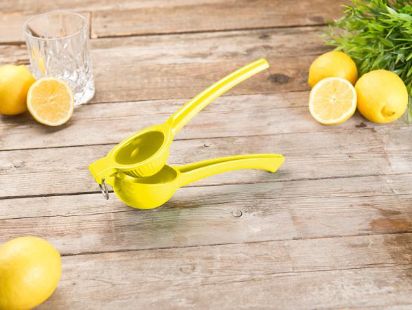Presse-citron manuel en métal, Ø 7 cm, jaune