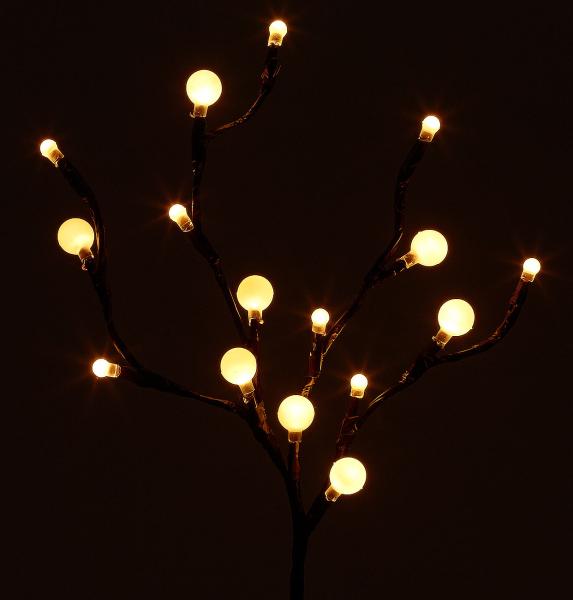 LED-Dekozweig mit 16 Lichtkugeln, 44 cm, Batteriebetrieb