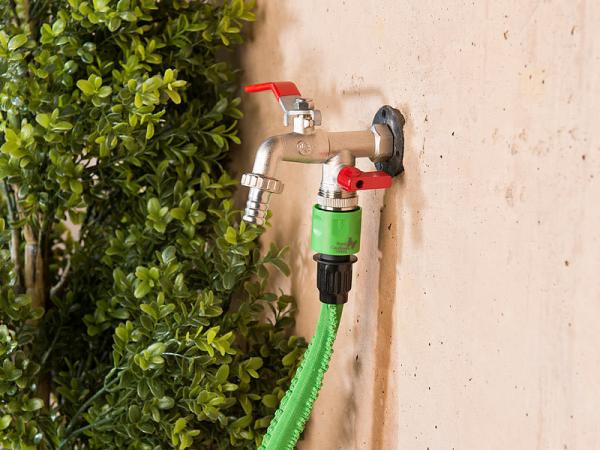 set of 2 double water taps with ball outlet valve, 1/2 inch connection