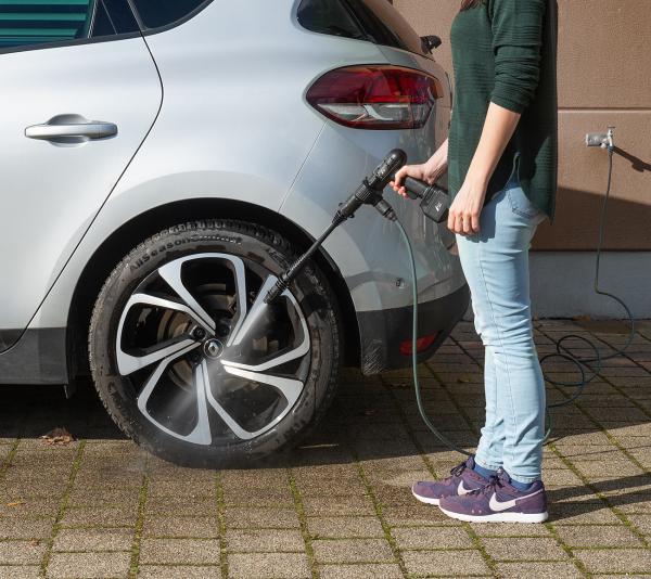 Mobile battery pressure washer with foam nozzle, 30bar, 33W, 1.50mAh, 22 Volt