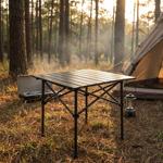 Tavolo da campeggio regolabile in altezza con piano avvolgibile in metallo, t...