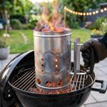 Grill chimney starter – fast ignition of charcoal & briquettes for perfect em...