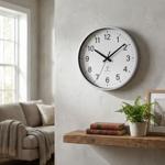 Moderno orologio da parete analogico radiocomandato, Ø 30 cm, argento/bianco,...